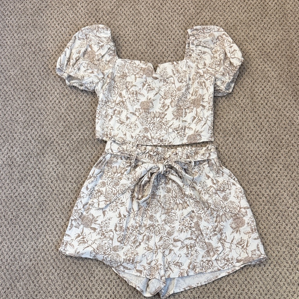 Altard State Floral Puff Sleeve Two-Piece Set